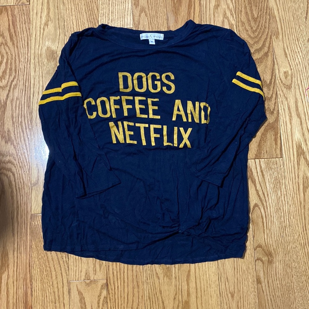 Navy blue quarter sleeve tee